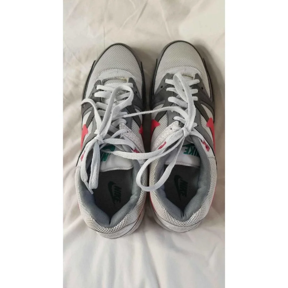 Nike Airmax Air Command Pure platinum Gym Red White Classic Tennis Shoe Size 8.5 - Picture 9 of 10